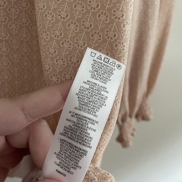 Adrianna Papell Women Plus SZ 2X Blush Pink Micro Floral L/S V-Neck Blouse NWT - Picture 10 of 11